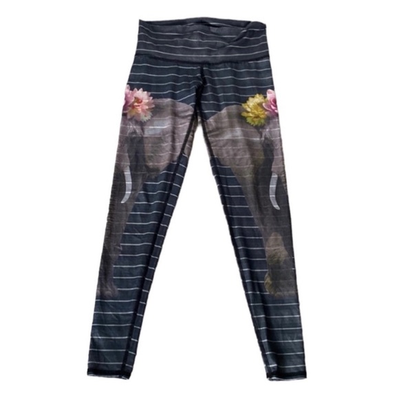 Teeki Hot Pants Leggings Love the Elephant Pattern Size Medium - Picture 10 of 16